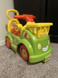 Cocomelon car