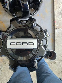 4 ford 8 lug center caps for all f250 f350
