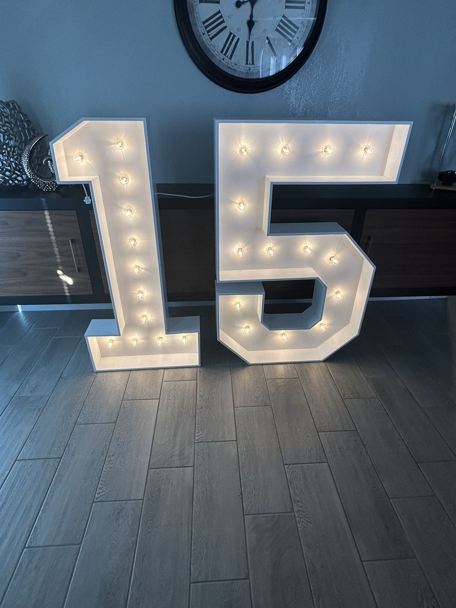 Marquee Number 15