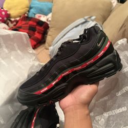 Nike air max 95 undefeated 