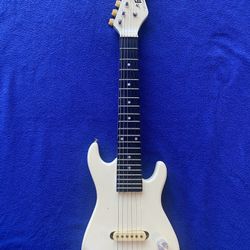 Jr Pro Synsonics White Electric Guitar With Cord