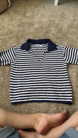 Knitted Short Sleeve Top – Size Small