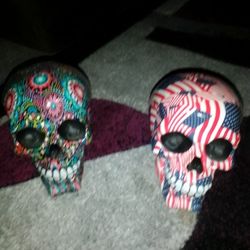 Skull Set Of 2