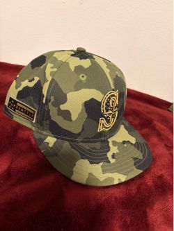 Camo mariners snap back hat
