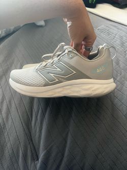 New balance running shoe