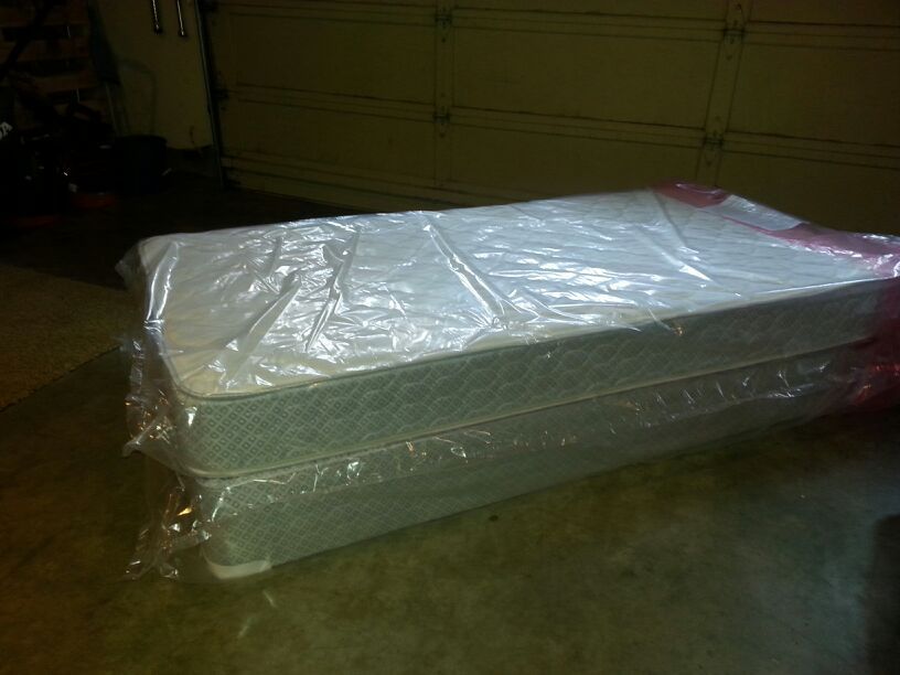 New twin size mattress set