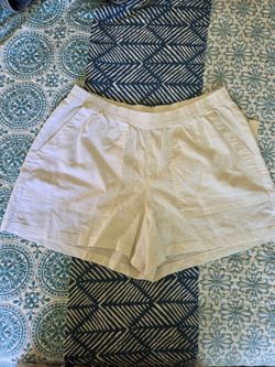 White Women's Shorts