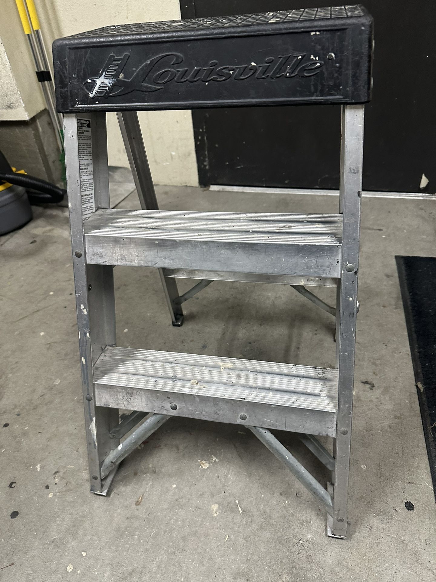 2ft Ladder 