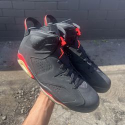 Jordan 6 Retro Infrared Size 14M