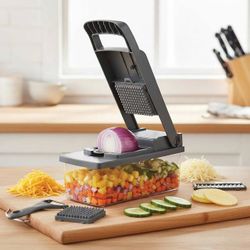 Fruit and vegetable chopped