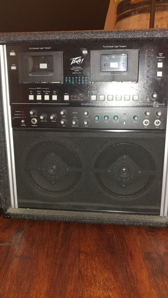 Peavey Protege Karaoke Machine