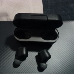 $15 For both Skullcandy Ear Buds And Waterproof Bluetooth Speaker