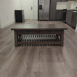 Table/Coffee Table