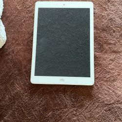 Una Tableta De iPad No Tiene Cable Pero Prende 