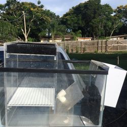 10 gallon AQUARIUM glass reef sump Comes with an overflow box