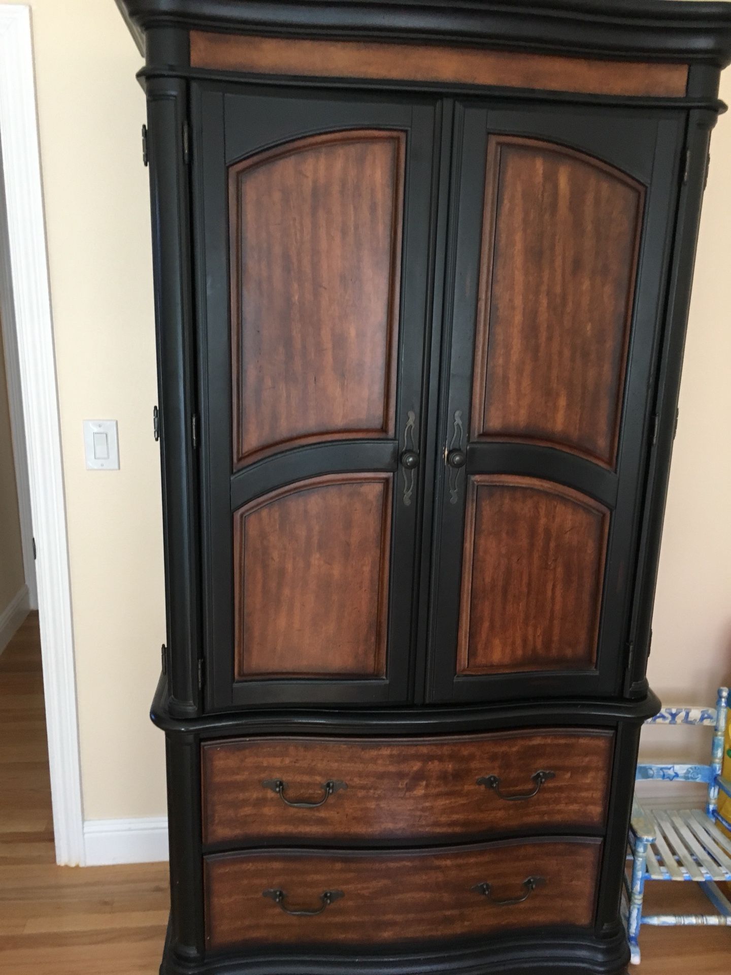 Armoire