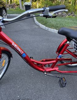 Weanas tricycle 2025