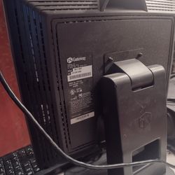 Gateway Del Desktop Computer With Wifi