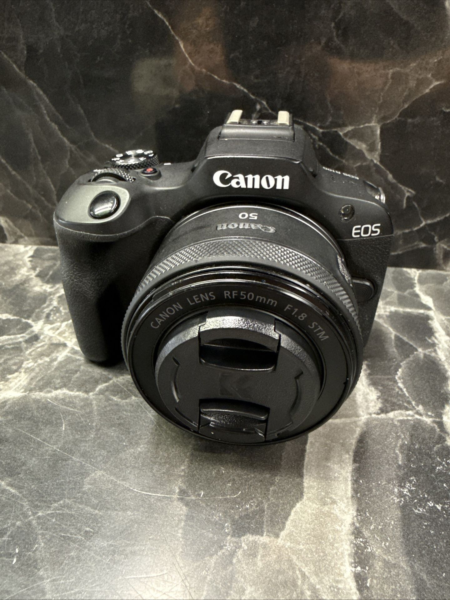 Canon EOS R100 24.1MP Mirrorless Camera With RF 50mm No Charger