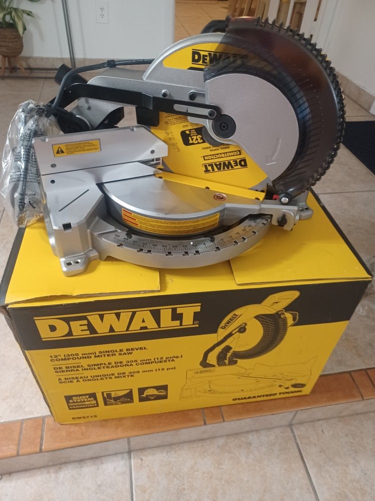 Sierra Engletadora Dewalt Nueva