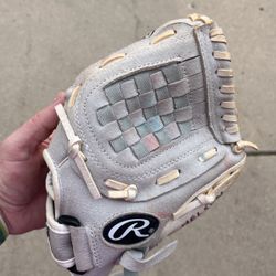 Girls Softball Glove 