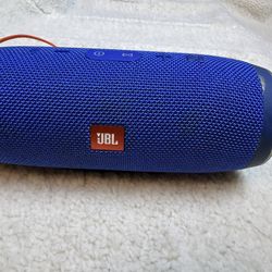 JBL Charge 3 Portable Waterproof Bluetooth Speaker