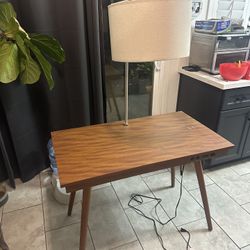 Mid Century Desk With Lamp