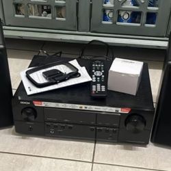 NEW Denon AVR-S570BT Receiver, 2 ascend acoustics speakers and wall mount