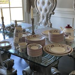 Beautiful Dinnerware Set 12 Servings 