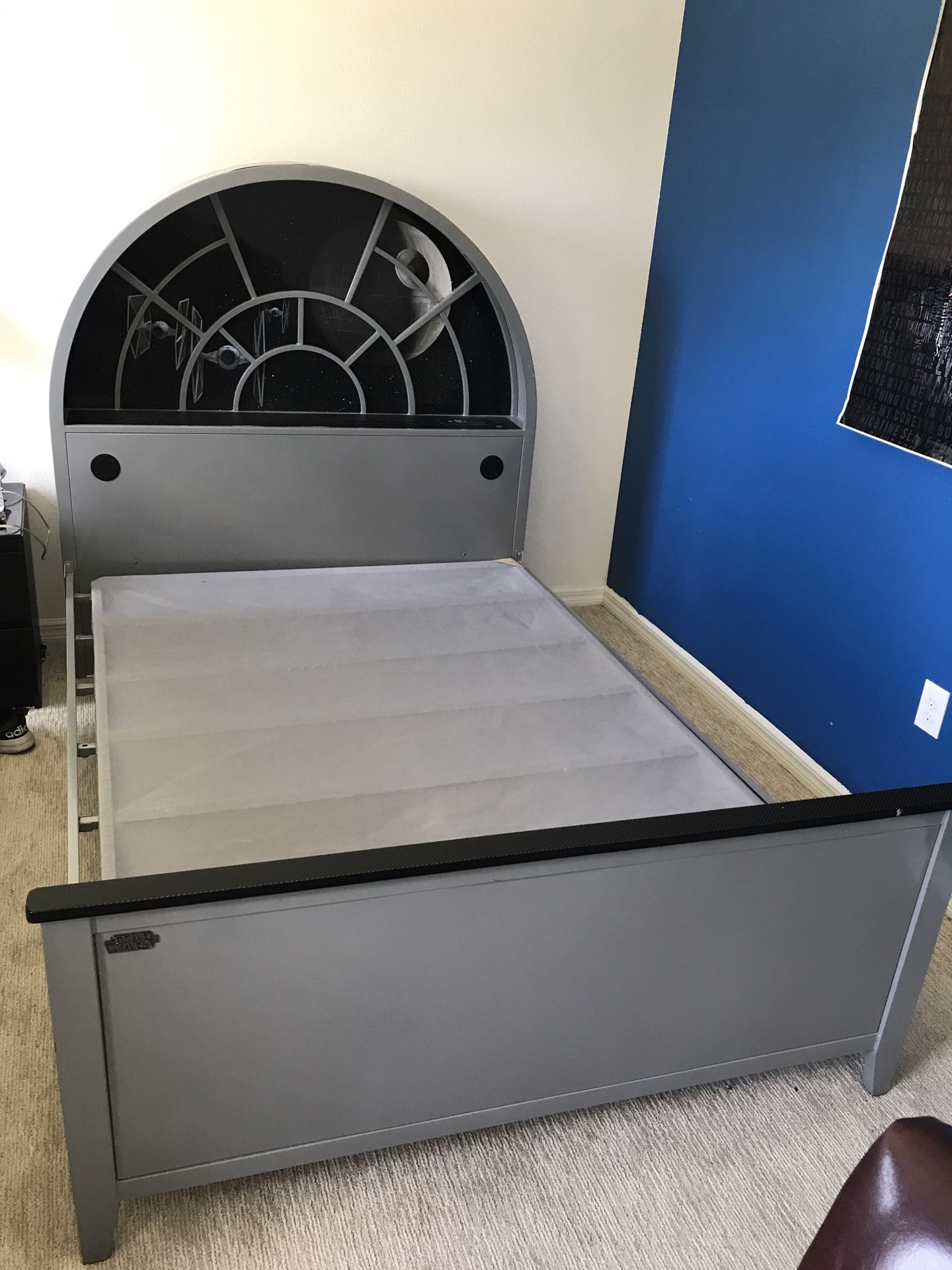 Star Wars Millennium Falcon Full Size Bed