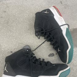 Jordan Max Aura ( A)