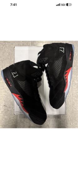 Jordan 5 Halloween men’s sizes 9.5, 10, 10.5, 11, 12 $280