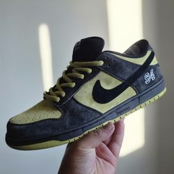Nike SB Dunk Low Supreme 94 Camper Green 