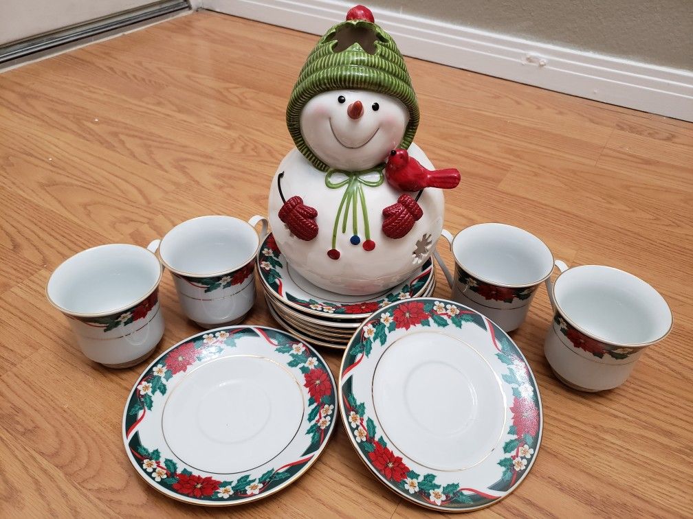 Snowman with Christmas Tea cups