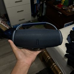 Zero Statik Portable Bluetooth Speaker