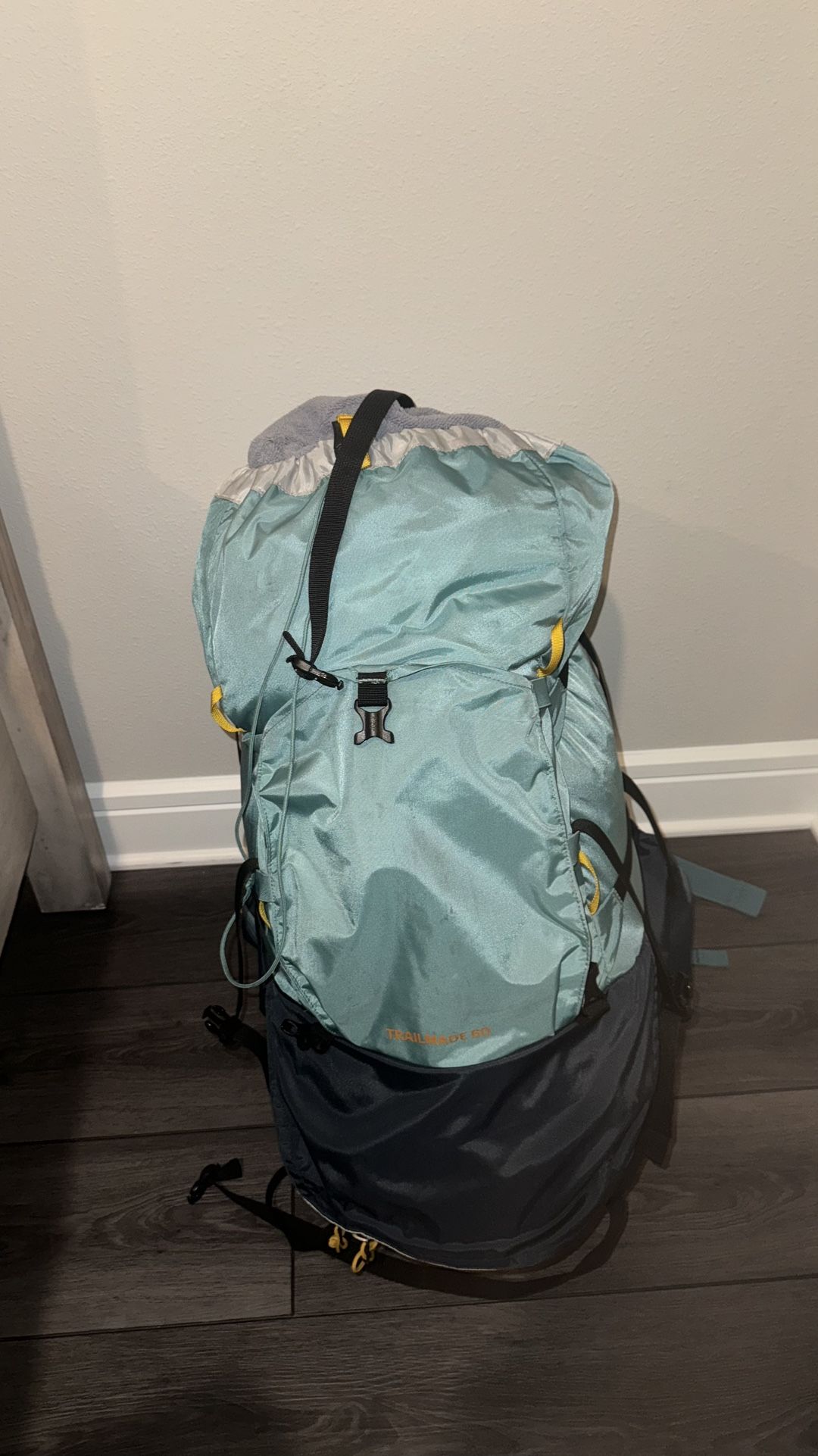 REI Co-op Women’s Hiking Backpack 60L