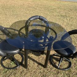 Kitchen Table With Three Chairs 