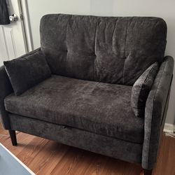 47 Inch Loveseat 