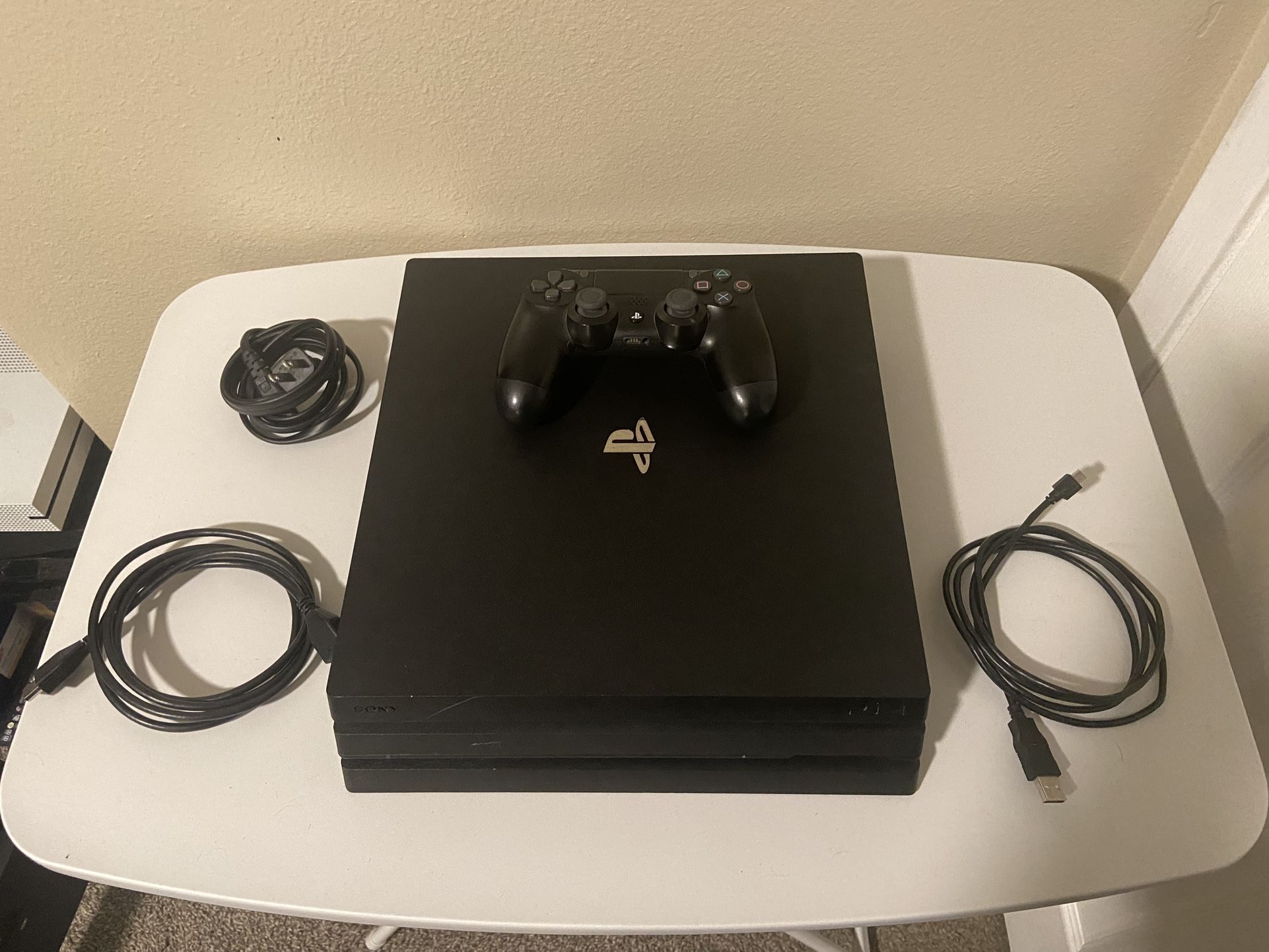 PS4 Pro -1TB - Used 