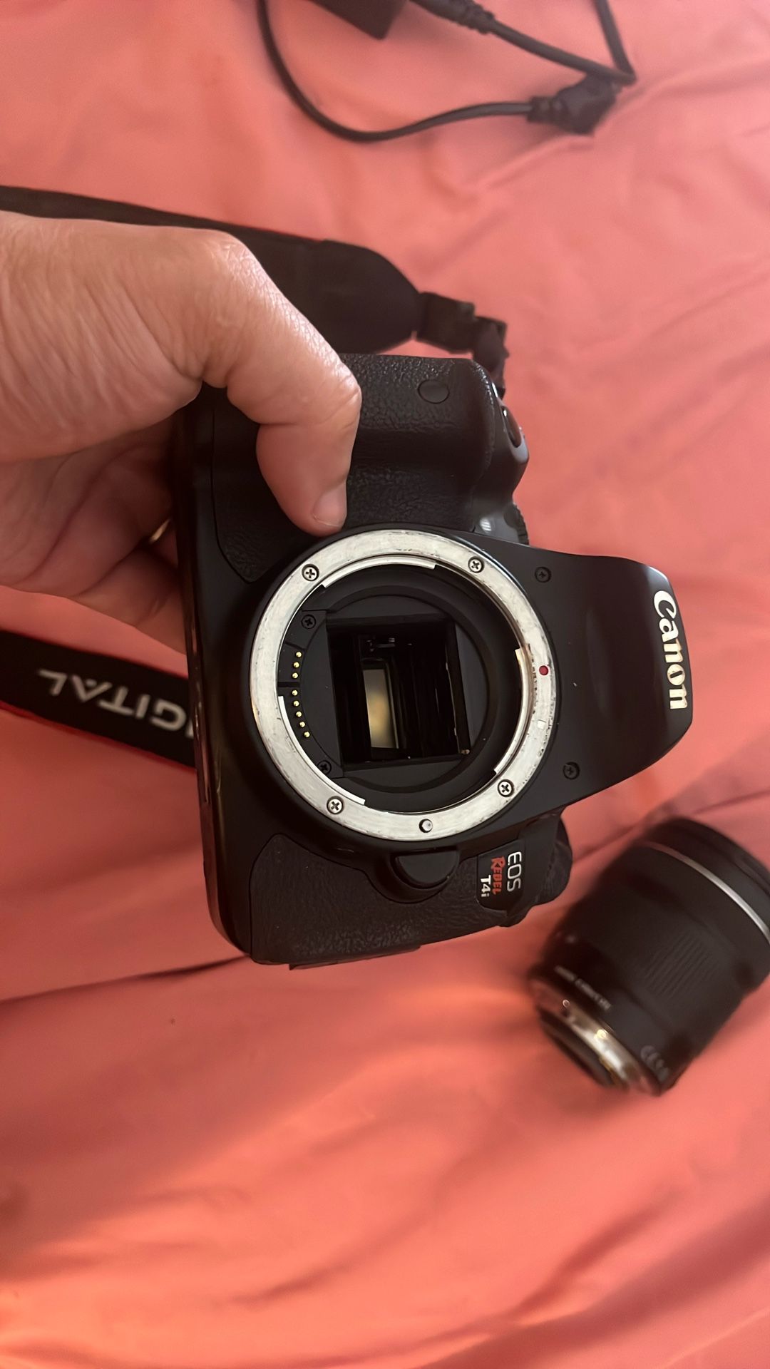 Camera Canon EOS Rebel T4i