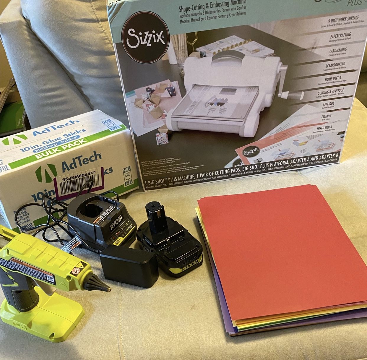 1 manual sizzix big shot plus manual die cutting machine with plates Etc.,