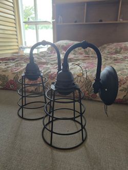 Wall lamps