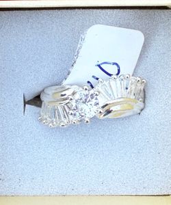 ring featuring a cluster of cubic zirconia