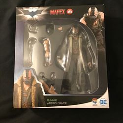 Mafex dark knight bane figure 