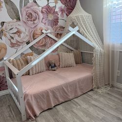 Kids white bed frame twin