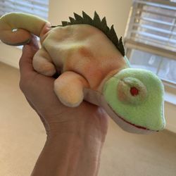 Original Ty Beanie Baby “Iggy”