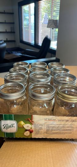 Quart Glass Mason Jars with Lids