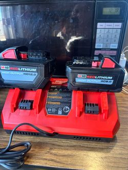Milwaukee m18 high output battery and dual rapid charger new