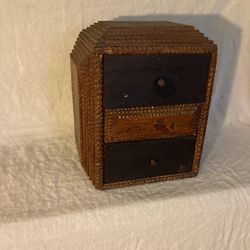 Hand Carved Tramp Box