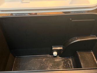 Portable Cooler with Drain Plug